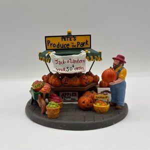 Dept 56 2002 Vintage HVC Christmas In The City Pumpkins In The Park 56.59402 EUC